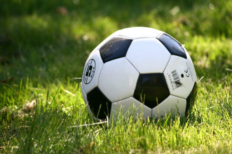 football, soccer, ball-1396740.jpg